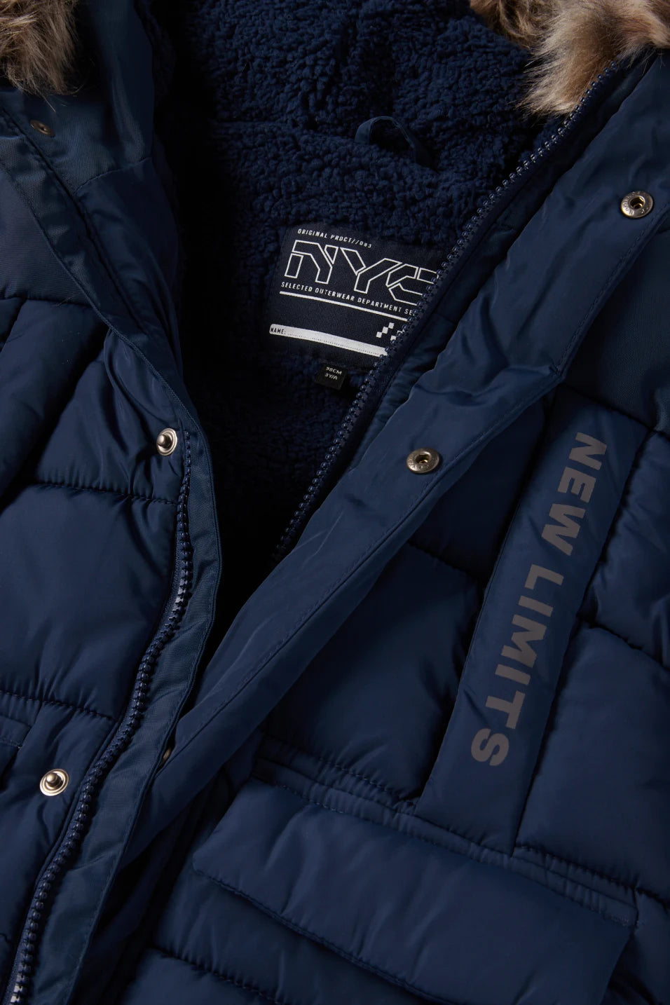 Quilted jacket with hood and faux fur trim