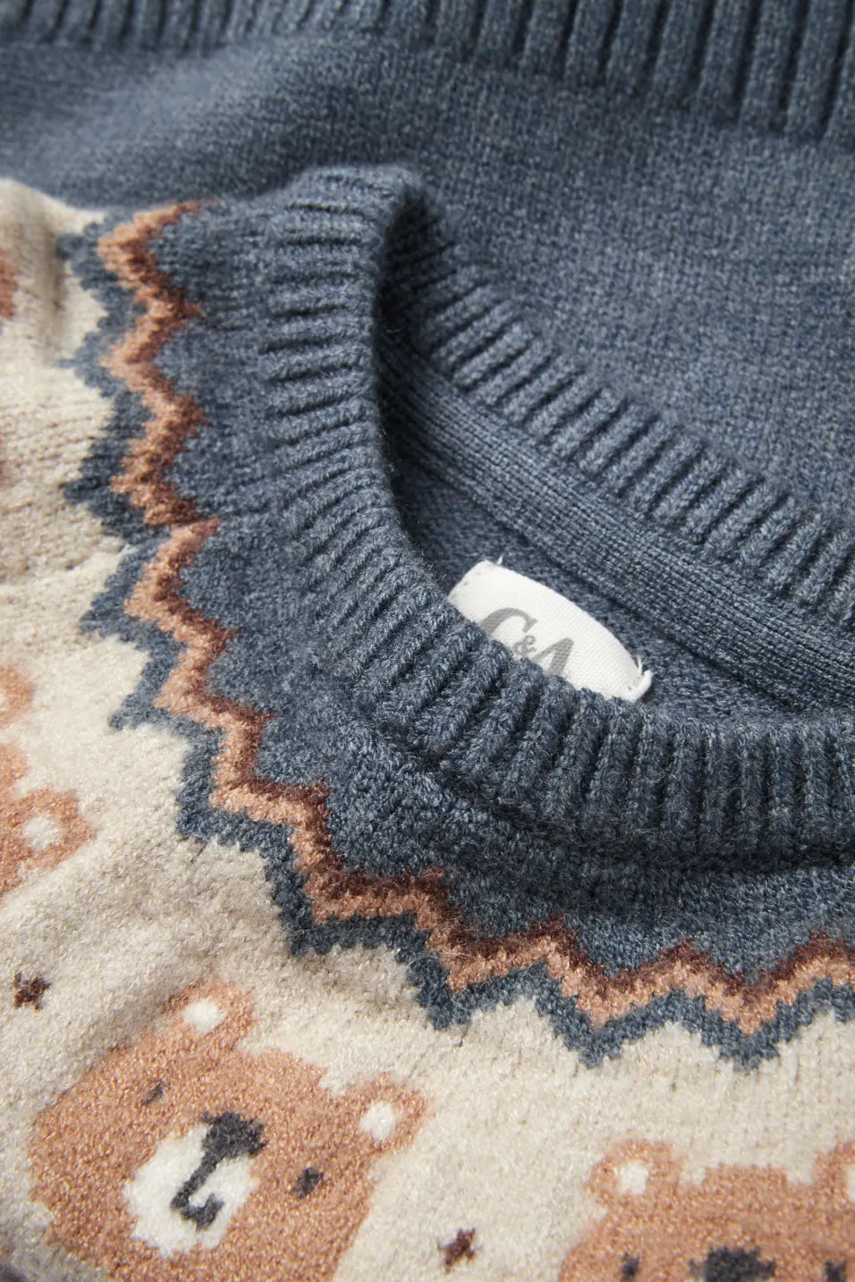 Bear - Baby Sweater - Braid Pattern