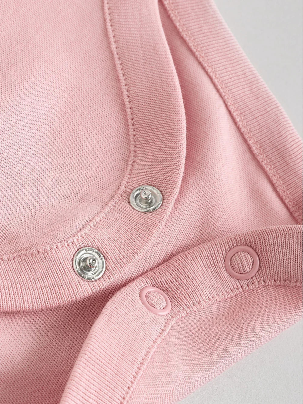 4 Piece Baby Set - Sleepsuit, Bodysuit, Beanie and Bib - Pink