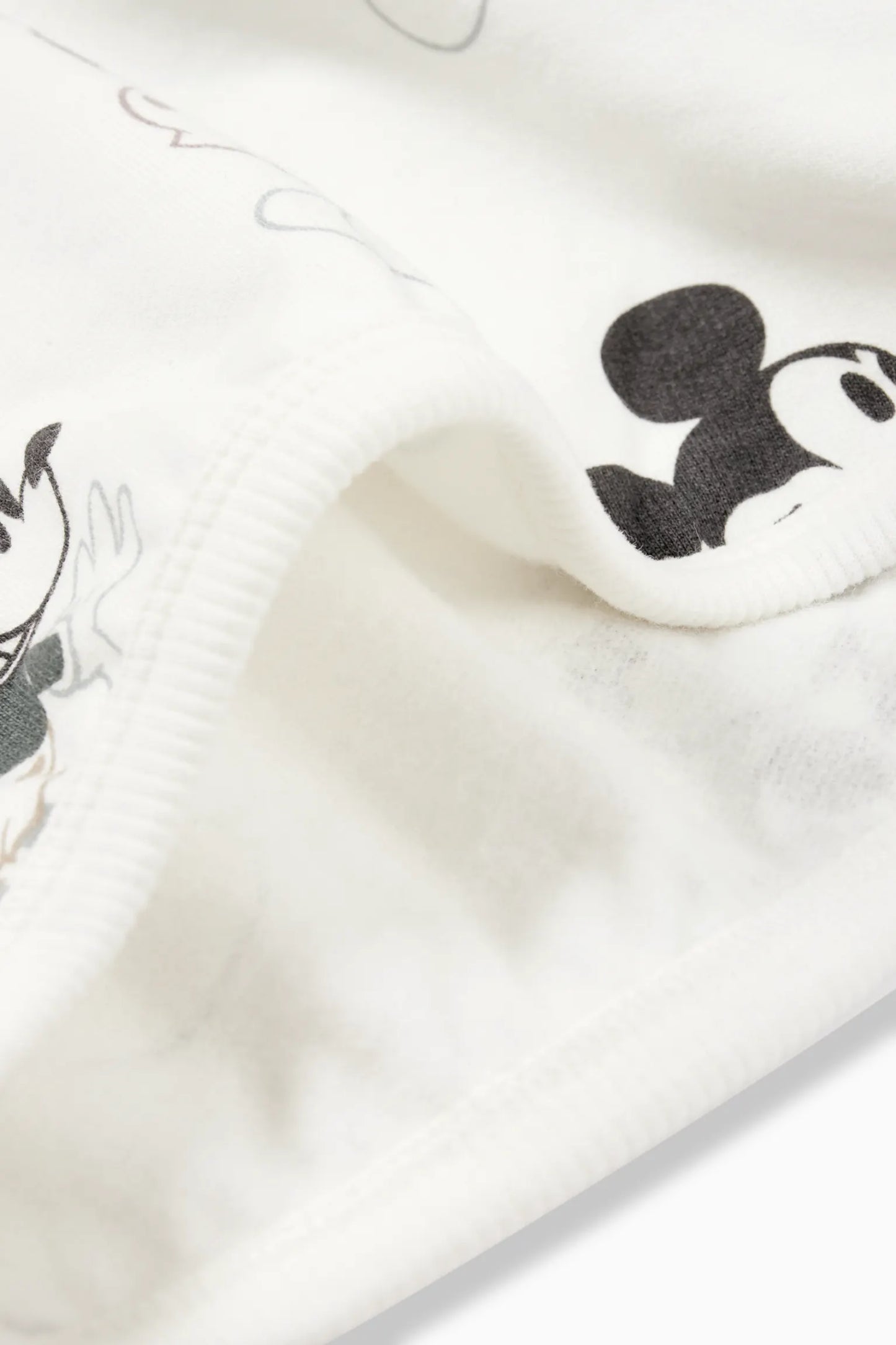 Mickey Mouse 2 pieces outfit