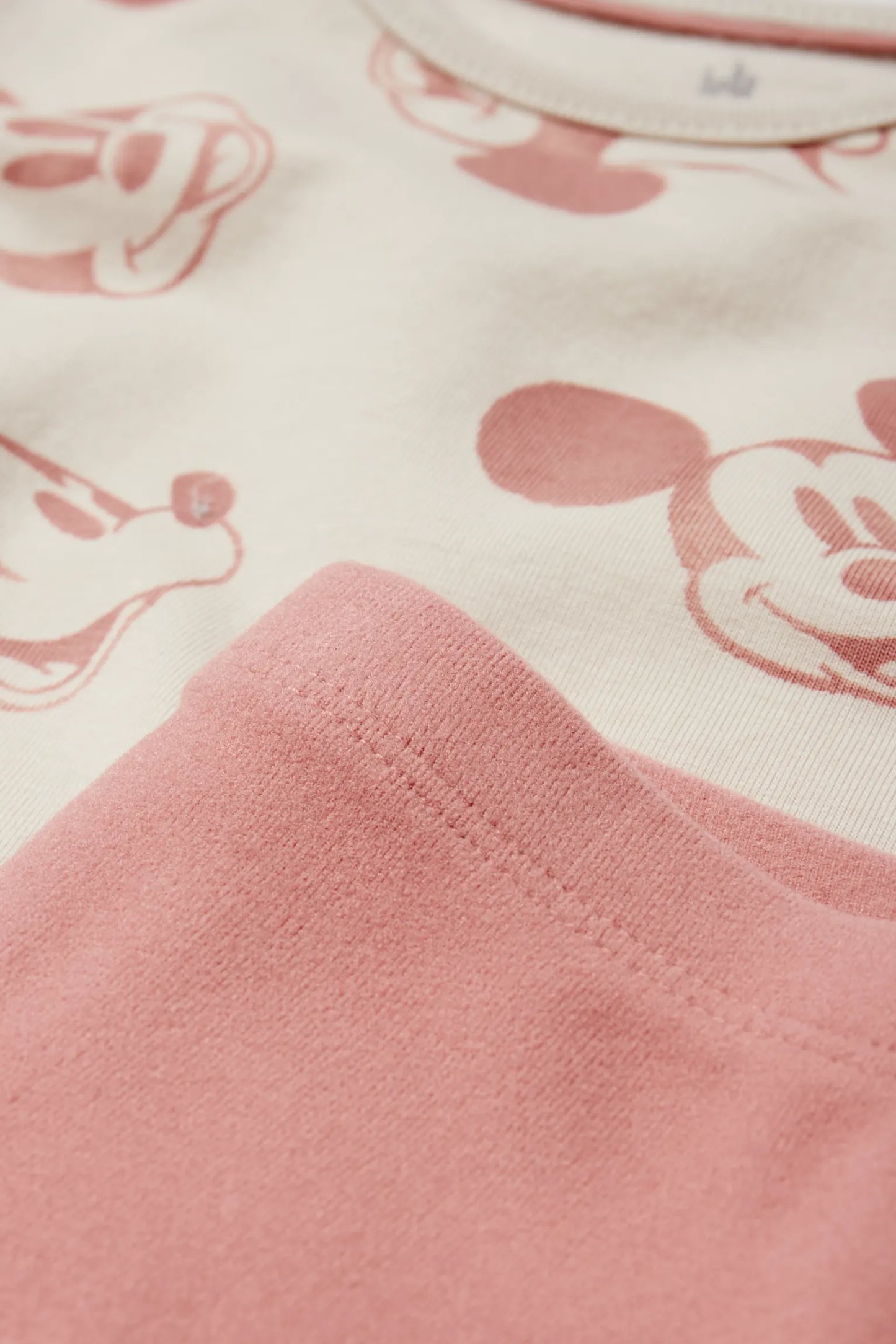 Mickey/Minnie Mouse 3 pieces outfit