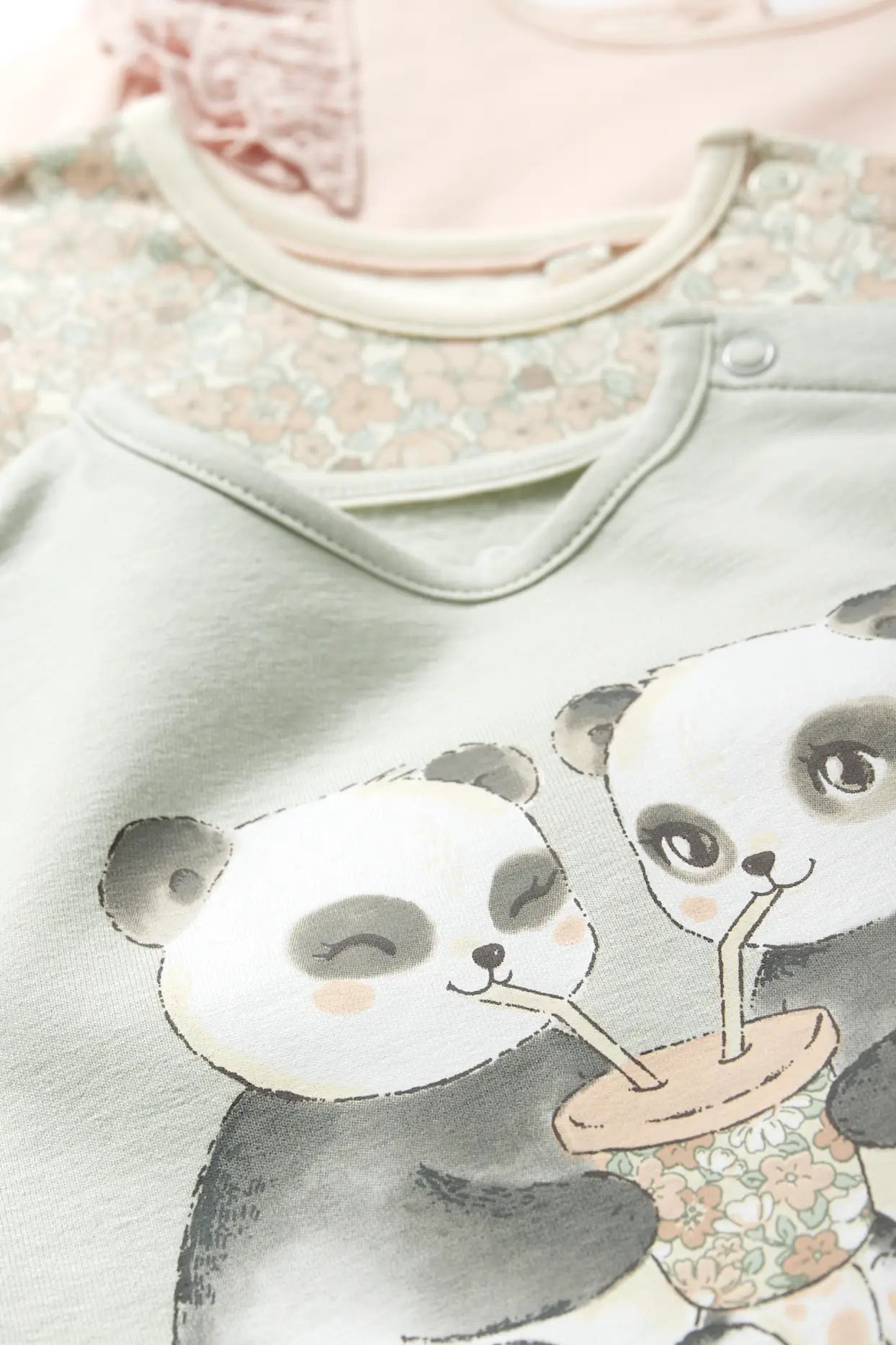 Pack of 3 - flowers and panda - sweatshirts