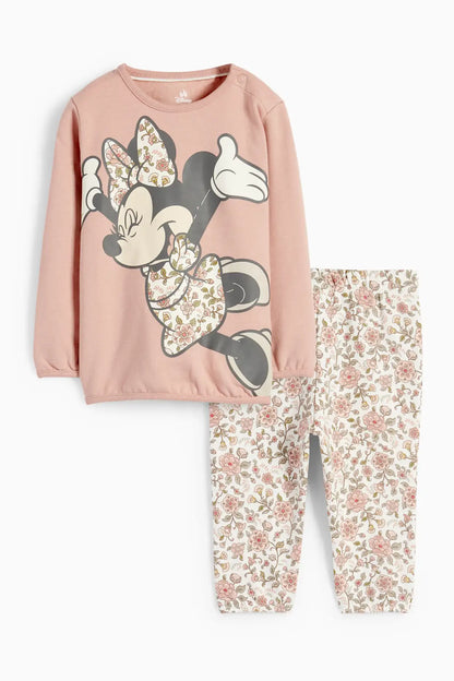 Minnie Mouse outfit