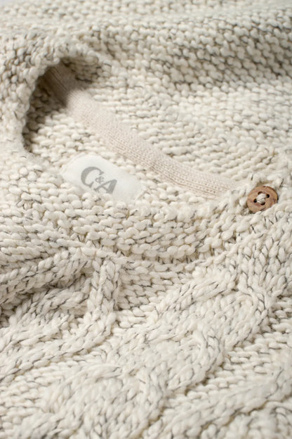 Baby sweater - braid pattern