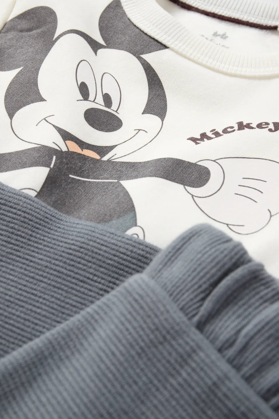 Mickey Mouse - Baby Outfit