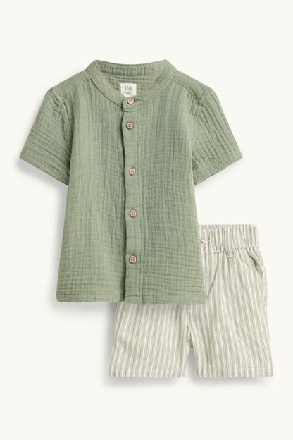 Baby outfit - shirt and shorts - Green