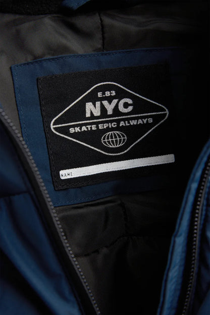Quilted jacket with hood - water repellent