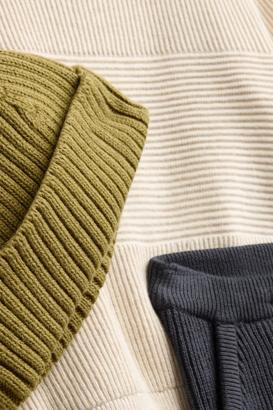 Baby knit outfit