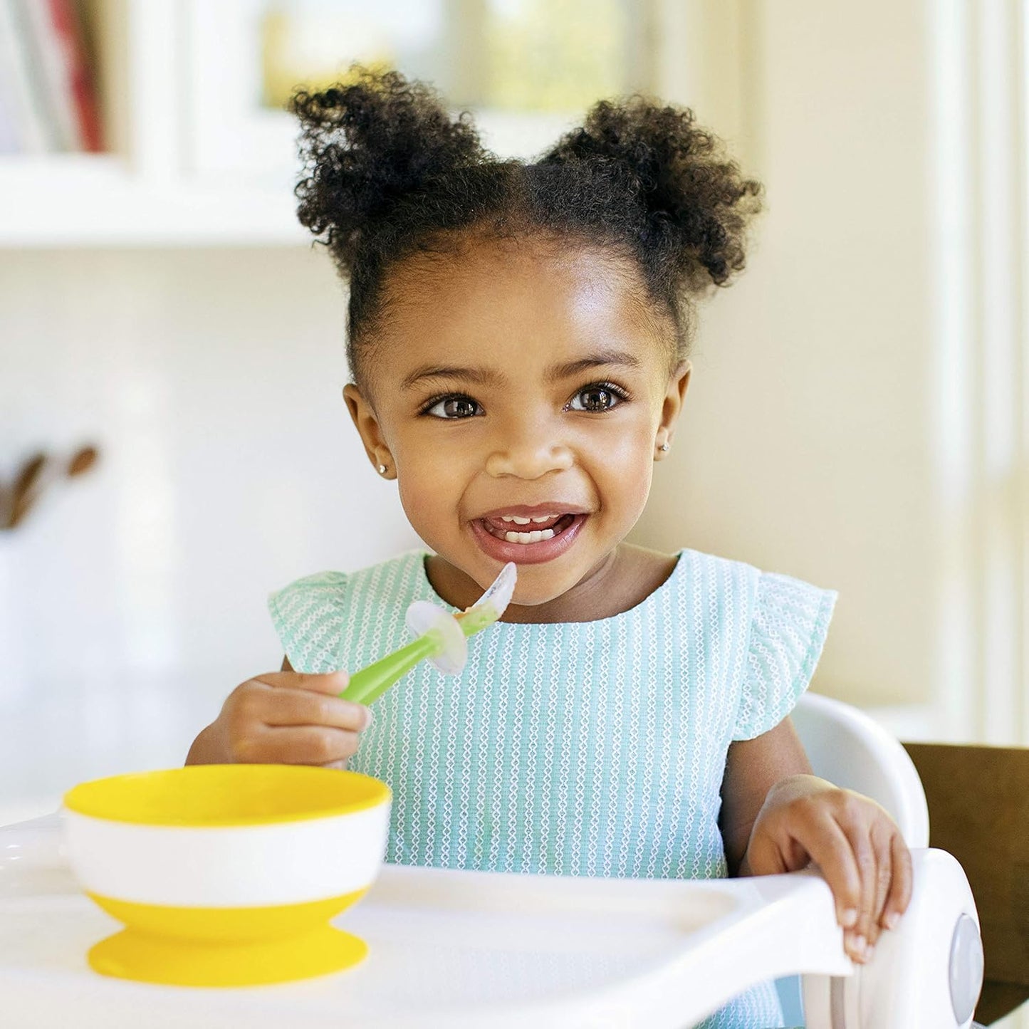 Munchkin Gentle Scoop Silicone Training Spoons - 6m+, 1 Pack (2 Spoons), Green/Blue