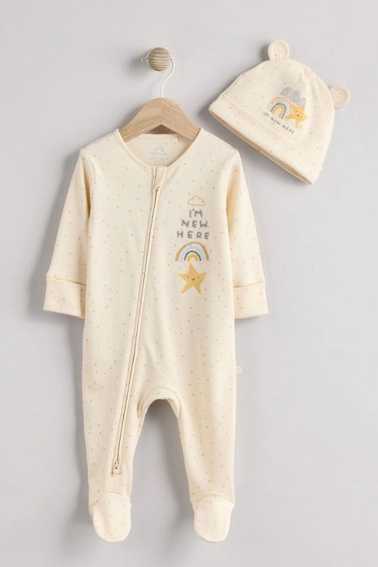 I'm New Here - Sleepsuit and hat set